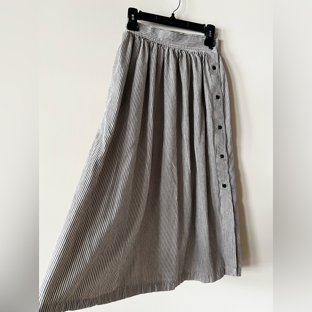 Vintage Calvin Klein Stripe Cotton Midi Skirt a button Down Size 8 Small